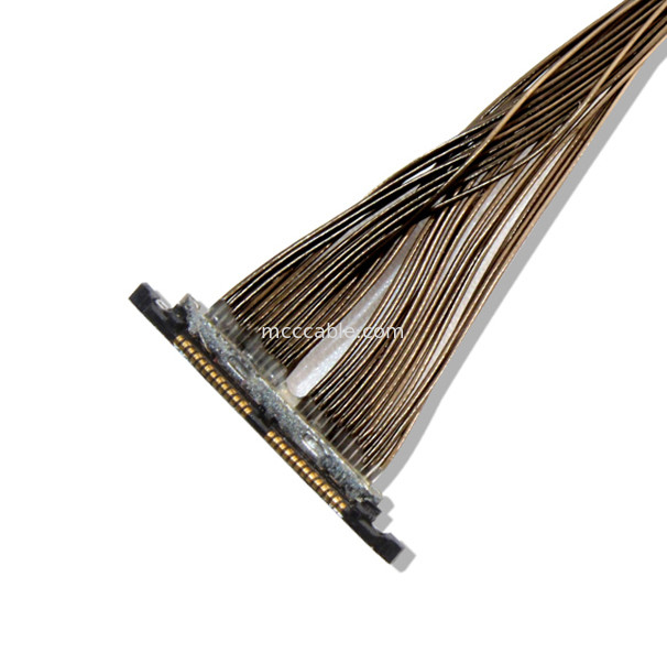DF56-26P مسافة 0.3mm مناسبة للمنتجات الأكثر تطورا مثل الطائرات بدون طيار الصغيرة