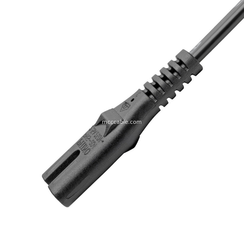 كابل الطاقة الكهربائية Rohs Bs1363 إلى C7 2.5a 6 Ft 220v في الداخل