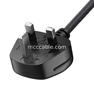 C13 إلى المملكة المتحدة سلك التيار الكهربائي Bs1363 18awg 250v الطول مناسب لمعظم أجهزة الكمبيوتر والطابعات وغيرها من الأجهزة
