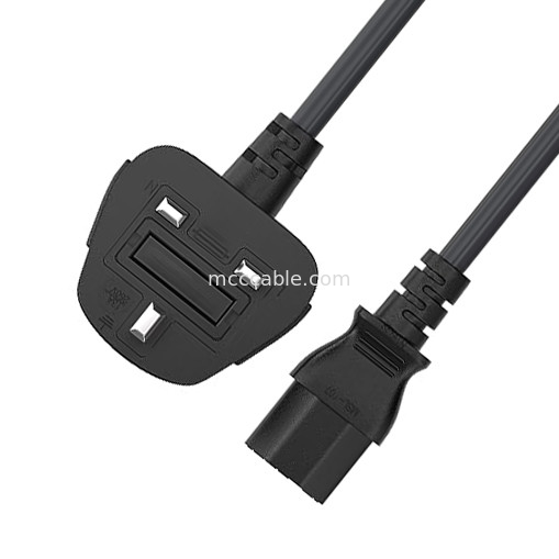 C13 إلى المملكة المتحدة سلك التيار الكهربائي Bs1363 18awg 250v الطول مناسب لمعظم أجهزة الكمبيوتر والطابعات وغيرها من الأجهزة