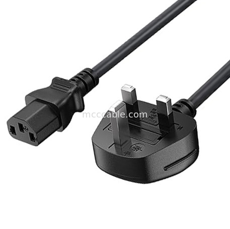 C13 إلى المملكة المتحدة سلك التيار الكهربائي Bs1363 18awg 250v الطول مناسب لمعظم أجهزة الكمبيوتر والطابعات وغيرها من الأجهزة