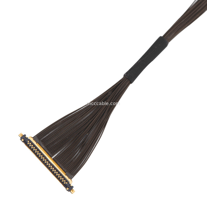 40P UL11130 46AWG مجموعة الكابلات المتكافئة الدقيقة 20531-040t-02 IDC تشكيل OEM / ODM